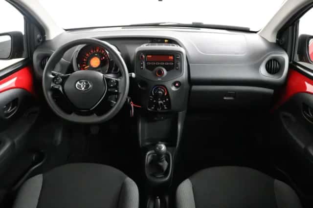 Toyota Aygo (2019) thumbnail 4