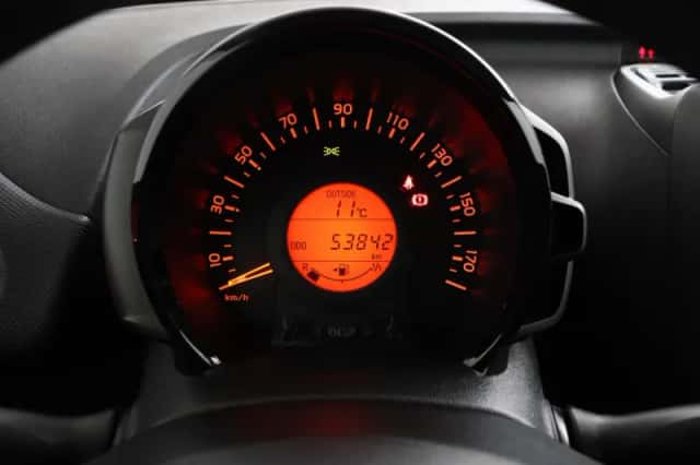 Toyota Aygo (2019) thumbnail 6