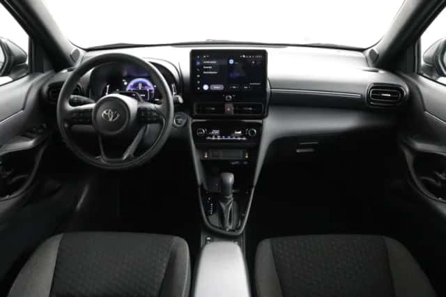 Toyota Yaris Cross (2026) thumbnail 4