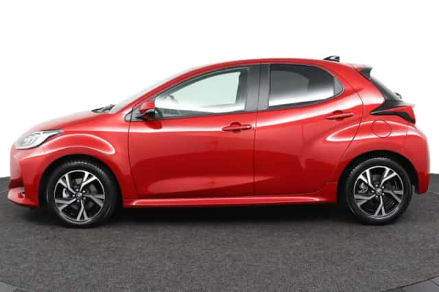 Toyota Yaris (2025) thumbnail 3