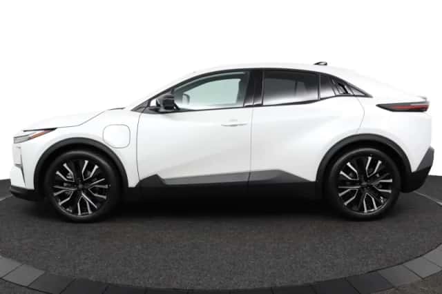 Toyota C-HR+ (2026) thumbnail 3