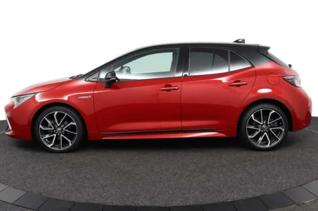 Toyota Corolla (2019) thumbnail 3