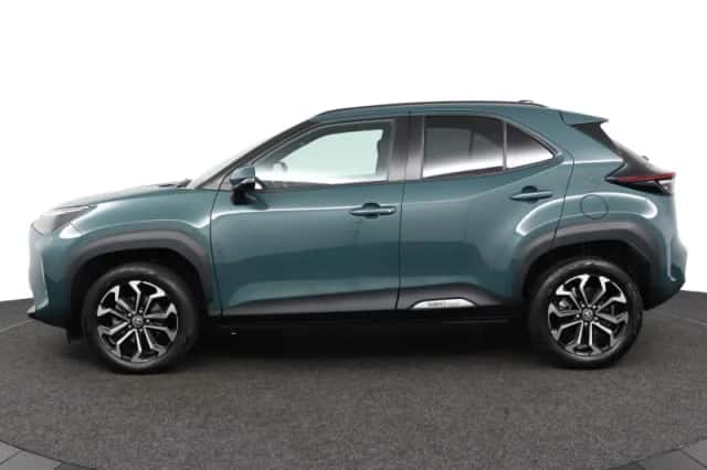 Toyota Yaris Cross (2025) thumbnail 3