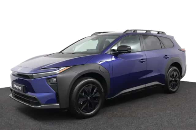 Toyota bZ4X (2026) thumbnail 1