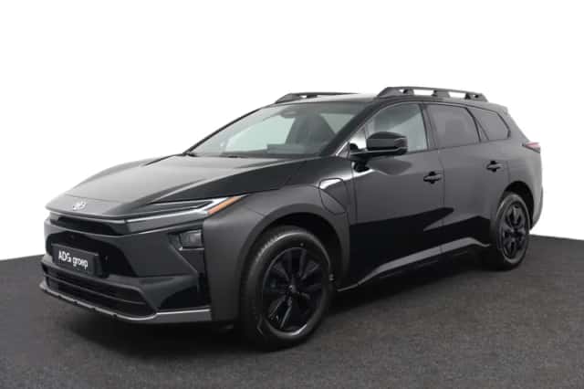 Toyota bZ4X (2026) thumbnail 1