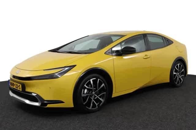 Toyota Prius (2025) thumbnail 1