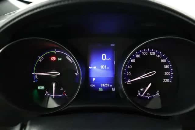 Toyota C-HR (2019) thumbnail 6