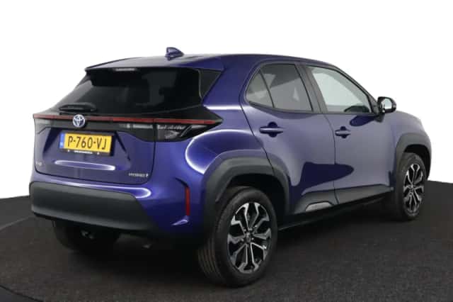 Toyota Yaris Cross (2022) thumbnail 2