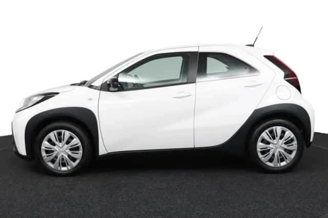 Toyota Aygo X (2025) thumbnail 3