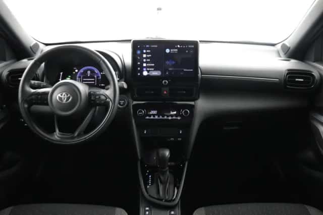 Toyota Yaris Cross (2025) thumbnail 4