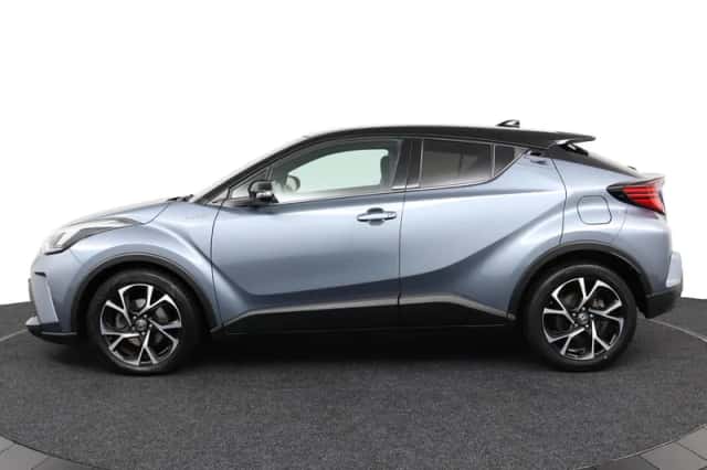 Toyota C-HR (2020) thumbnail 3