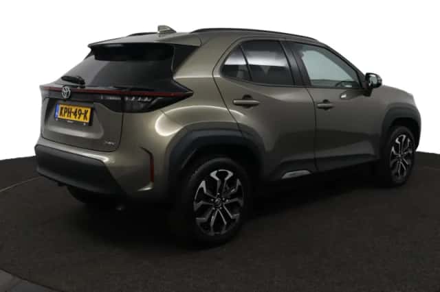 Toyota Yaris Cross (2025) thumbnail 2