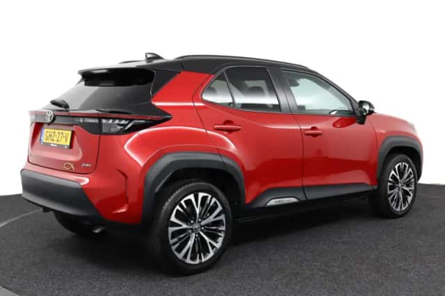 Toyota Yaris Cross (2024) thumbnail 2