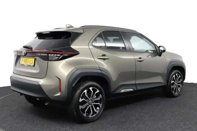 Toyota Yaris Cross (2023) thumbnail 2