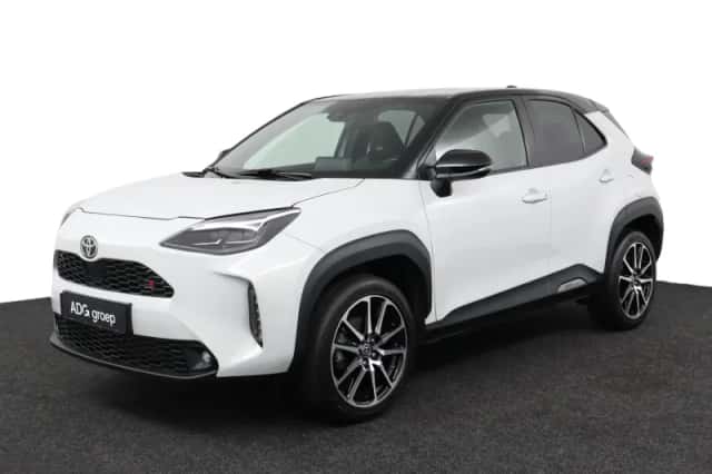 Toyota Yaris Cross (2024) thumbnail 1