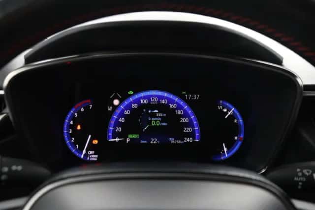 Toyota Corolla (2021) thumbnail 6