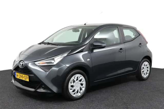 Toyota Aygo (2020) thumbnail 1