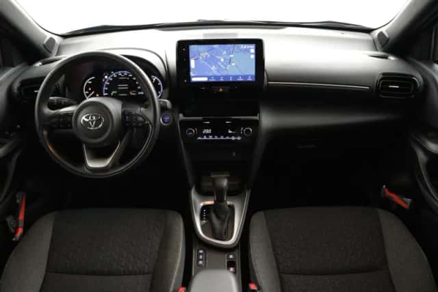 Toyota Yaris Cross (2022) thumbnail 4