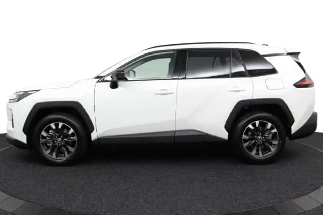 Toyota RAV4 (2026) thumbnail 3
