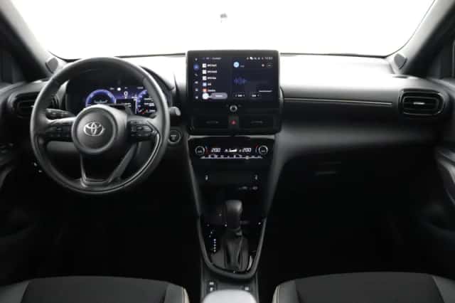 Toyota Yaris Cross (2026) thumbnail 4