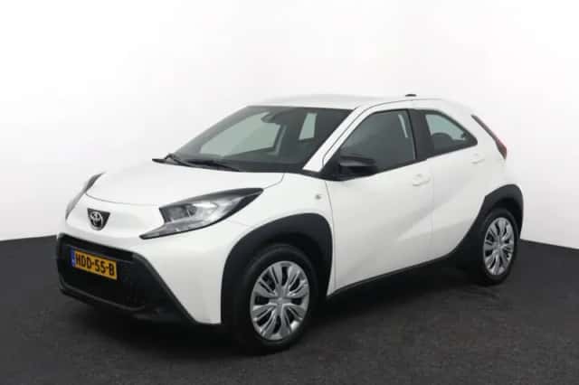 Toyota Aygo X (2025) thumbnail 1