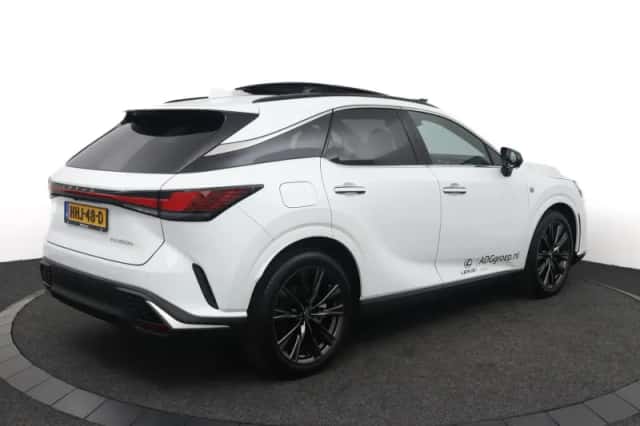 Lexus RX (2025) thumbnail 2