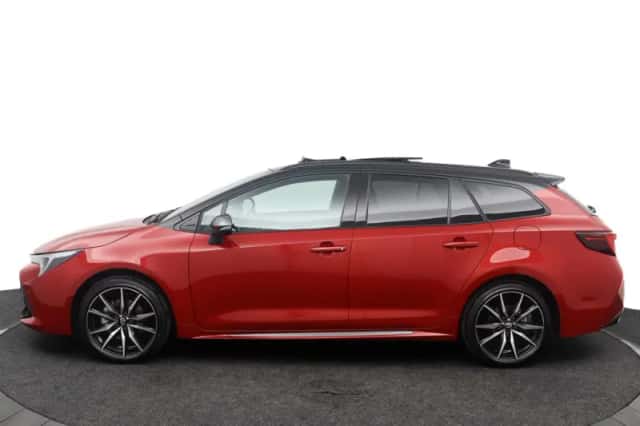 Toyota Corolla (2025) thumbnail 3