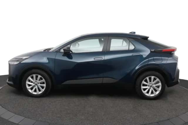 Toyota C-HR (2024) thumbnail 3
