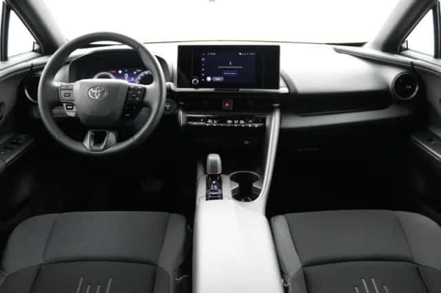Toyota C-HR (2025) thumbnail 4