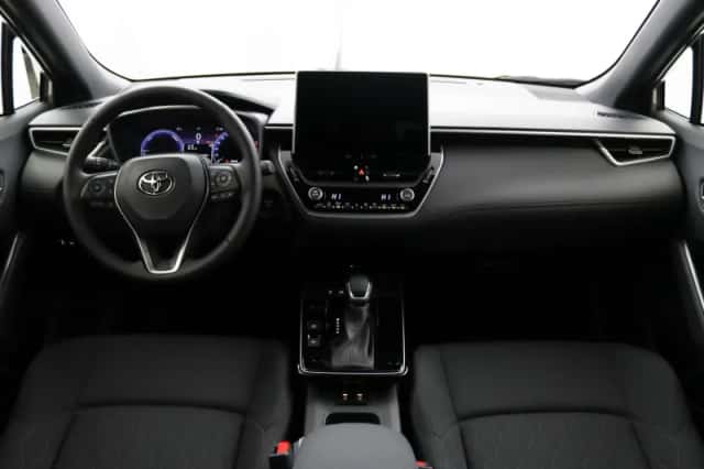 Toyota Corolla Cross (2026) thumbnail 4