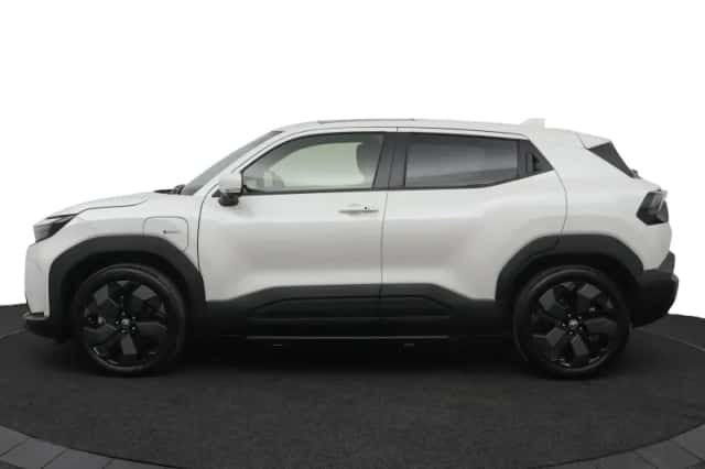 Toyota Urban Cruiser (2026) thumbnail 3