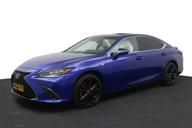 Lexus ES (2022) thumbnail 1