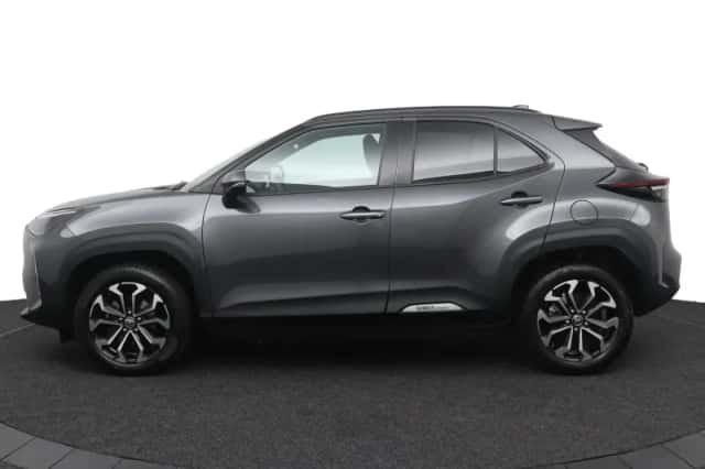 Toyota Yaris Cross (2025) thumbnail 3
