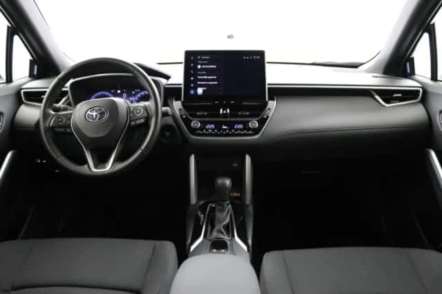 Toyota Corolla Cross (2024) thumbnail 4