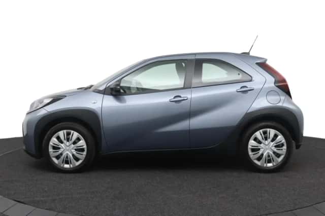 Toyota Aygo X (2025) thumbnail 3