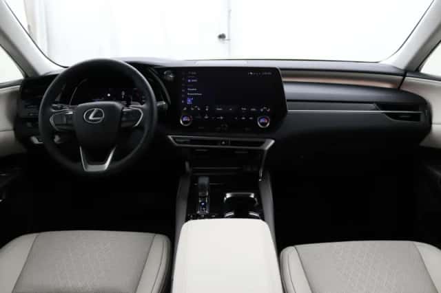 Lexus RX (2026) thumbnail 4