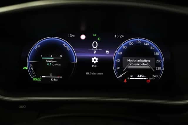 Toyota Corolla Cross (2026) thumbnail 6
