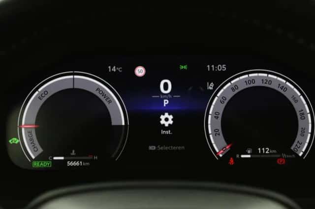 Toyota RAV4 (2024) thumbnail 6