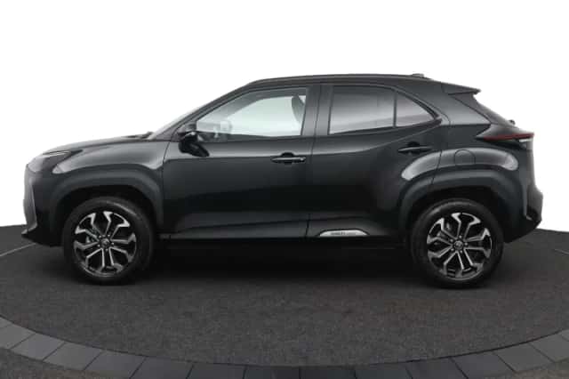 Toyota Yaris Cross (2026) thumbnail 3