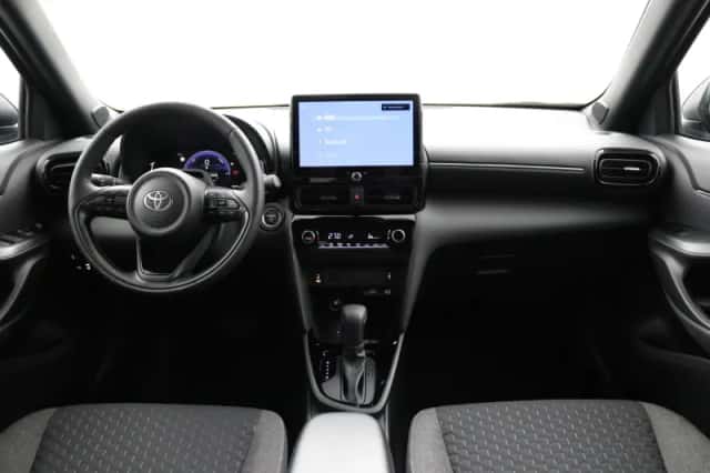 Toyota Yaris Cross (2026) thumbnail 4