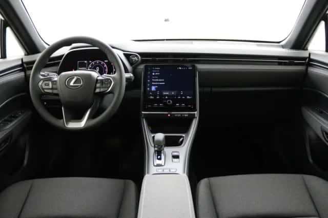 Lexus LBX (2026) thumbnail 4