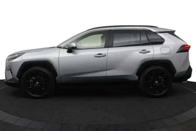 Toyota RAV4 (2024) thumbnail 3