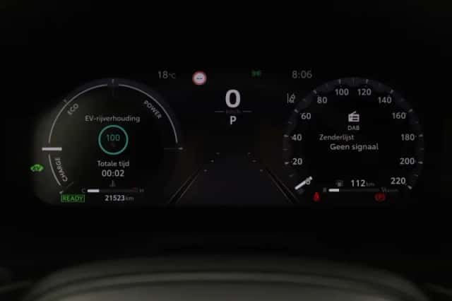 Toyota RAV4 (2024) thumbnail 6