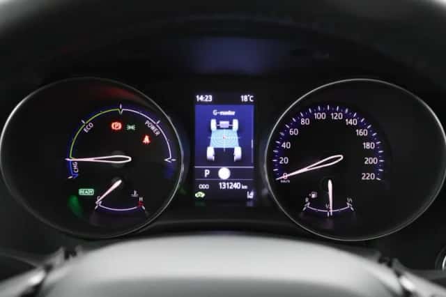 Toyota C-HR (2021) thumbnail 6