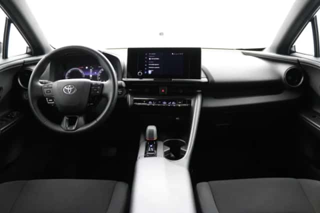 Toyota C-HR (2025) thumbnail 4