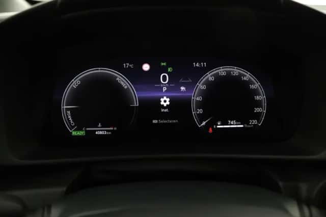 Toyota C-HR (2025) thumbnail 6