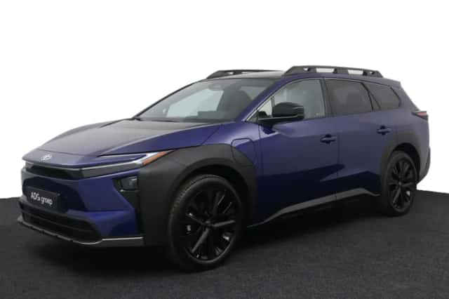 Toyota bZ4X (2026) thumbnail 1