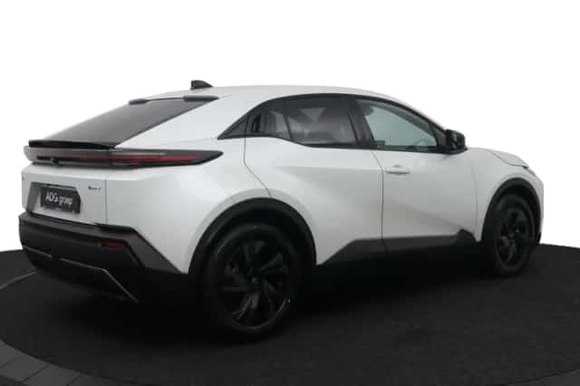 Toyota C-HR+ (2026) thumbnail 2