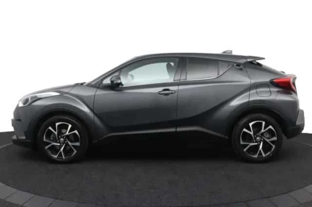 Toyota C-HR (2019) thumbnail 3