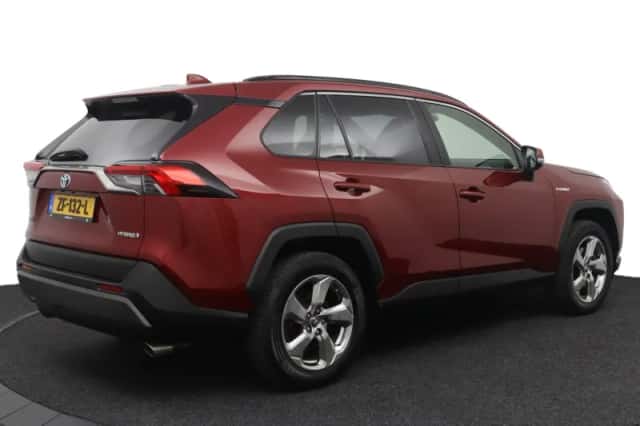 Toyota RAV4 (2019) thumbnail 2